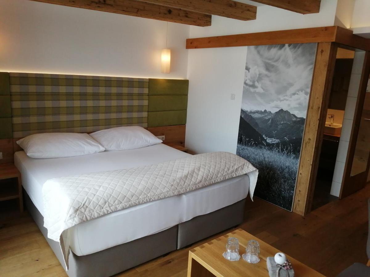 Enzian Hotel 4*
