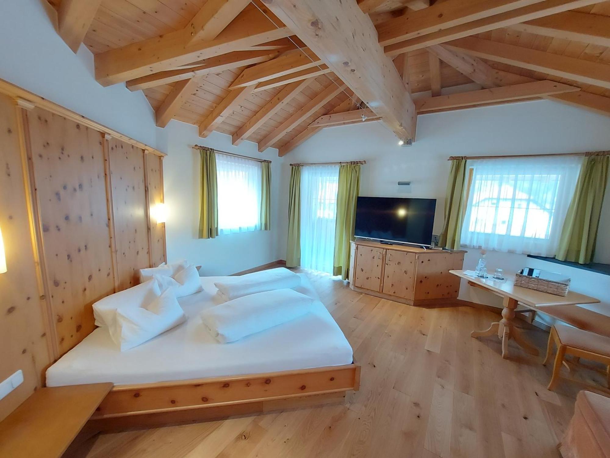 Enzian Hotel 4*